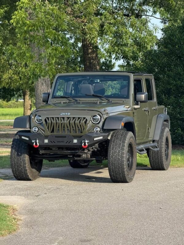 518407664_122335717706011356_6855839510855442794_n 2015 Jeep Wrangler Rubicon 76.000 millas