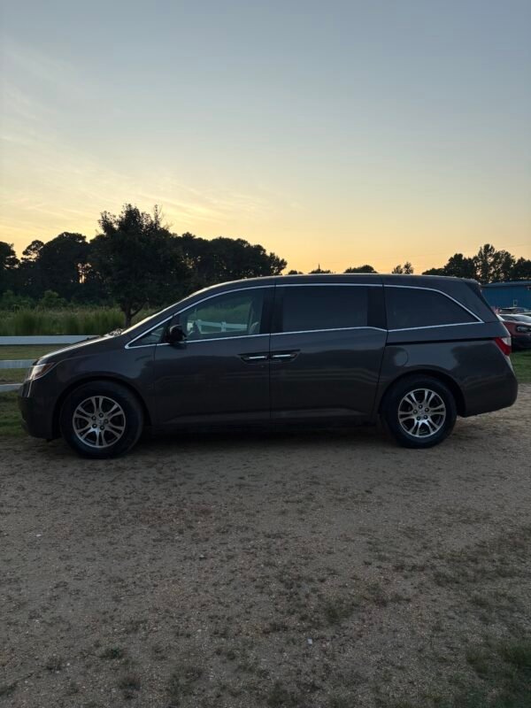 IMG_0659 2012 Honda Odyssey Ex 183.000 millas