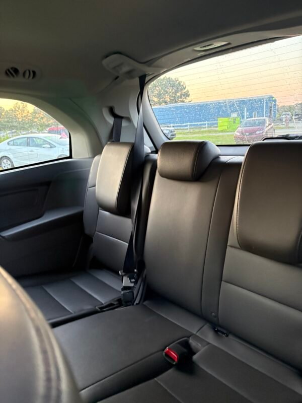 IMG_0666 2012 Honda Odyssey Ex 183.000 millas