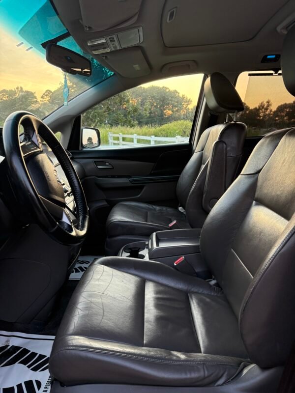 IMG_0668 2012 Honda Odyssey Ex 183.000 millas