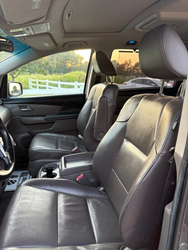 IMG_0671 2012 Honda Odyssey Ex 183.000 millas
