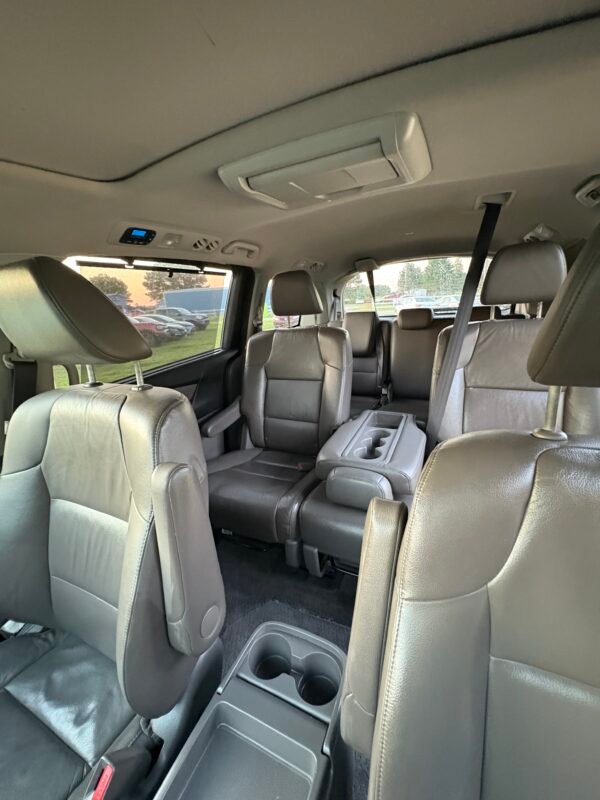 IMG_0672 2012 Honda Odyssey Ex 183.000 millas