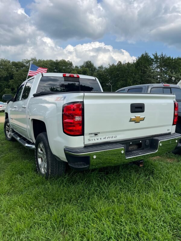 2017 Chevrolet Silverado 70.000 millas