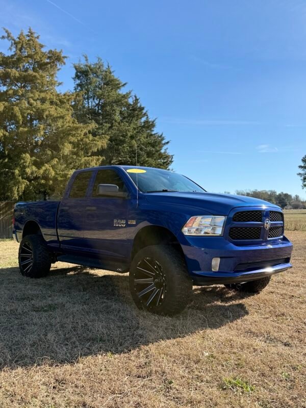 2016 Ram 1500 Crew Cab ST Pickup 4D 5 1/2 ft