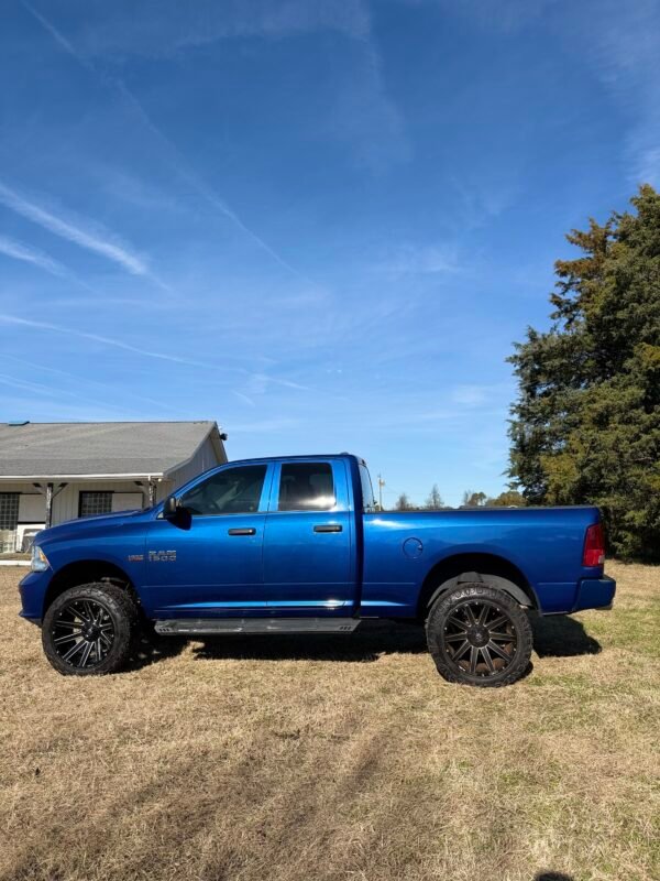 2016 Ram 1500 Crew Cab ST Pickup 4D 5 1/2 ft