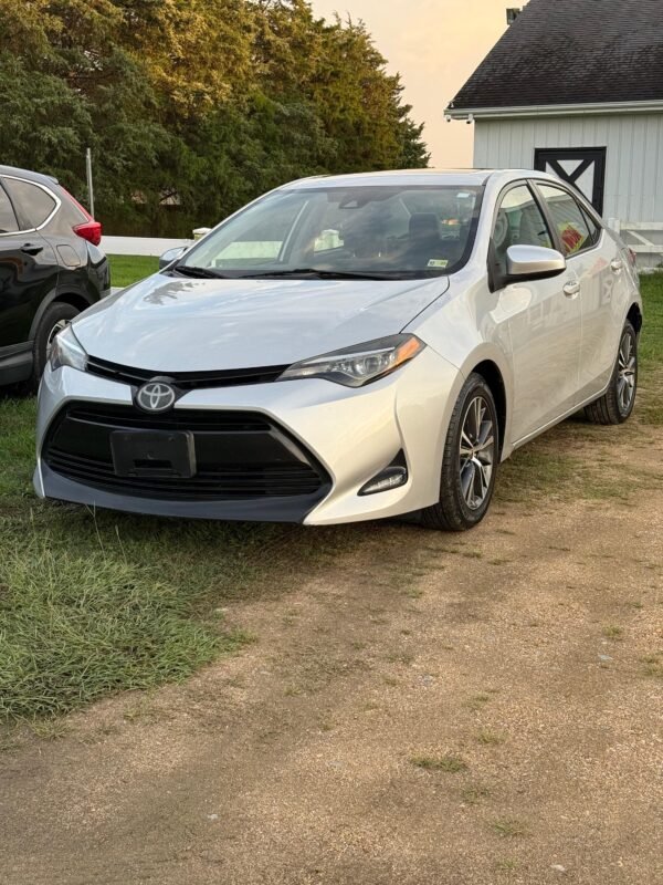2019 Toyota Corolla | 106mil millas