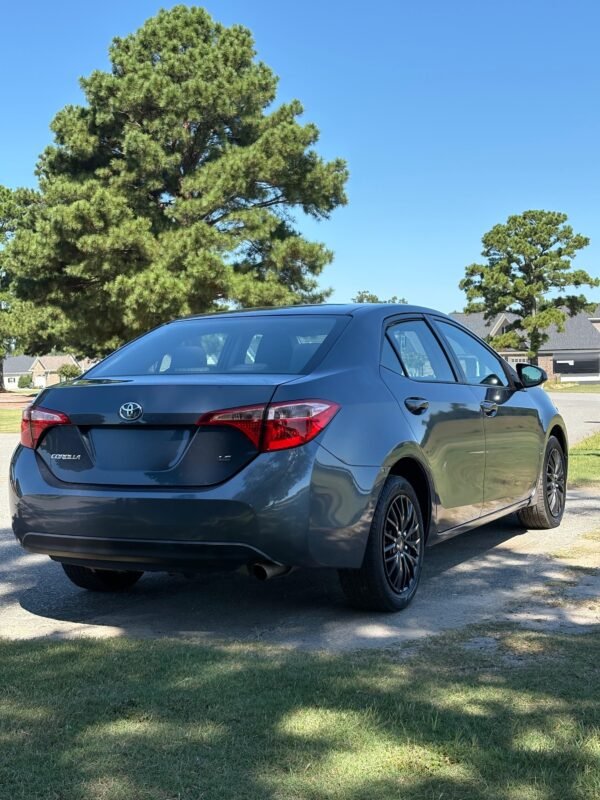 2019 Toyota Corolla | 63mil millas