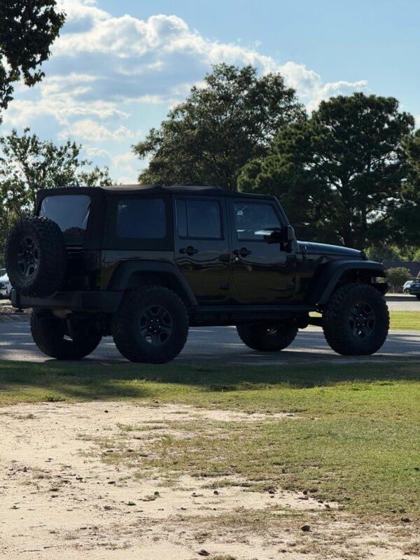 2016 Jeep Wrangler Unlimited Sport | 76 millas