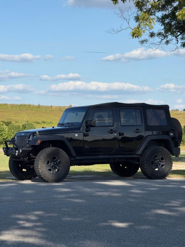 2016 Jeep Wrangler Unlimited Sport | 76 millas