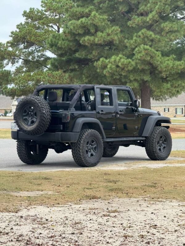 2016 Jeep Wrangler Unlimited Sport | 76 millas