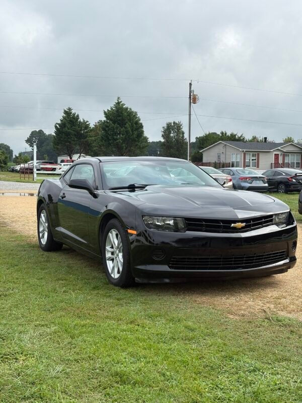 2015 Chevrolet Camaro LS Coupe | 29mil millas