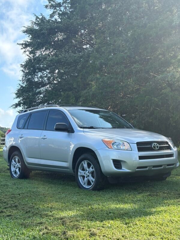 2012 Toyota RAV4 | 80mil millas