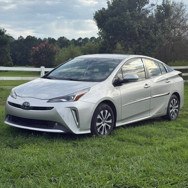 2019 Toyota Prius Hibrido | 113mil millas