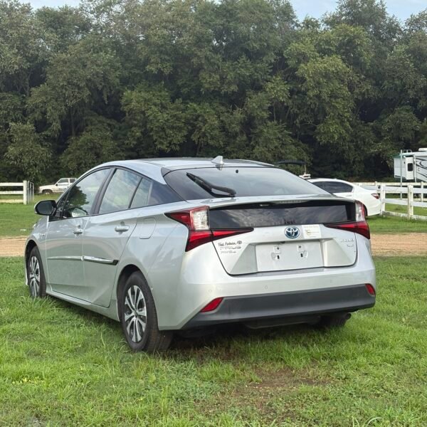 2019 Toyota Prius Hibrido | 113mil millas
