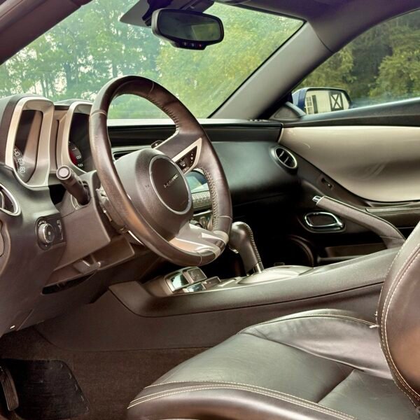 2011 Chevrolet Camaro SS | 124mil millas