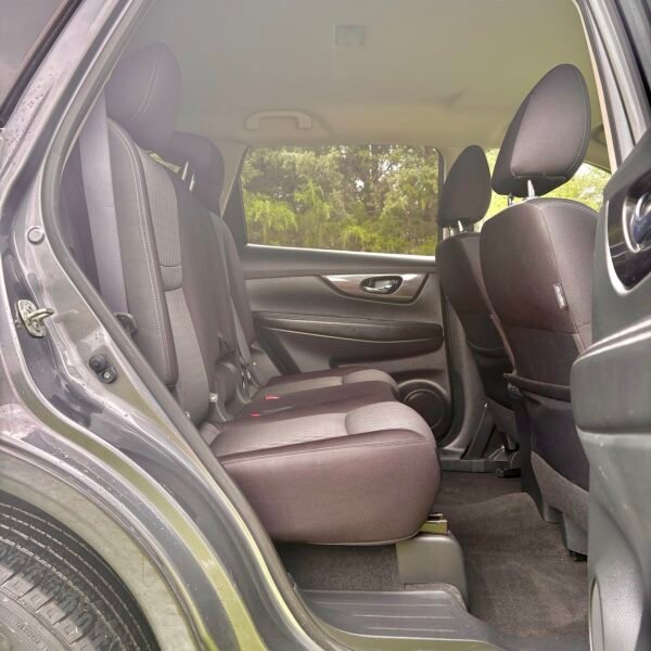 2017 Nissan Rogue SW | 86mil millas