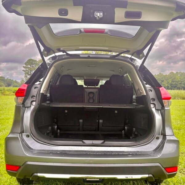 2017 Nissan Rogue SW | 86mil millas