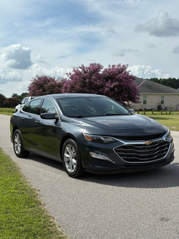 2020 Chevrolet Malibu | 63mil millas