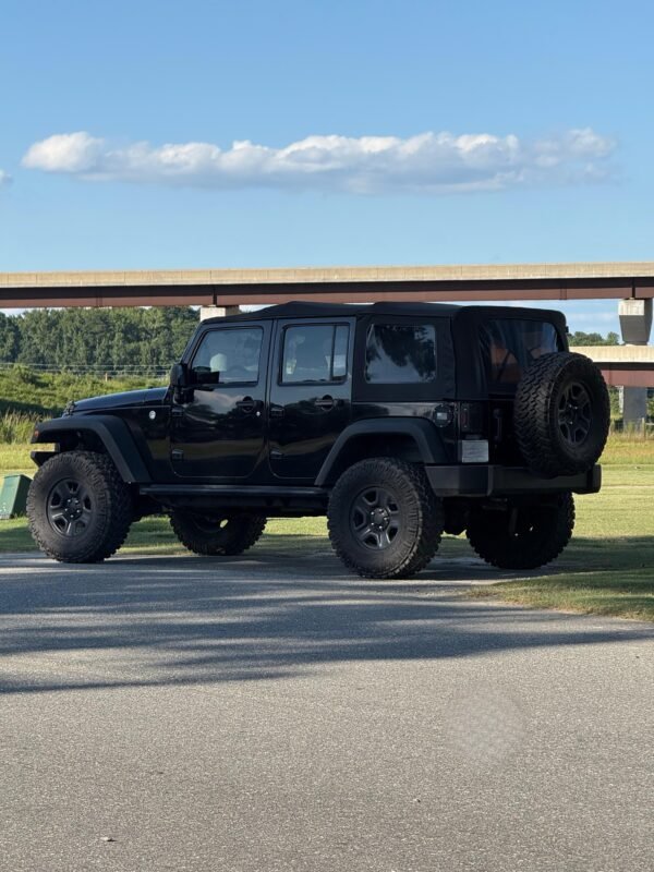 2016 Jeep Wrangler Unlimited Sport | 76 millas