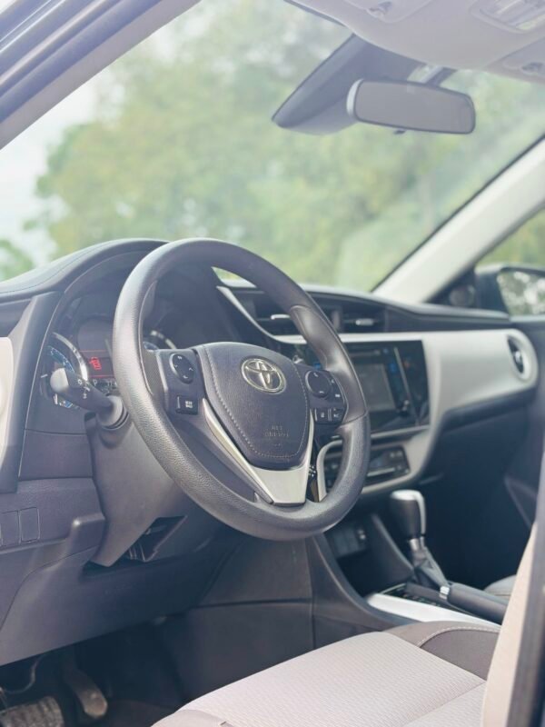 2018 Toyota Corolla LE | 67mil millas