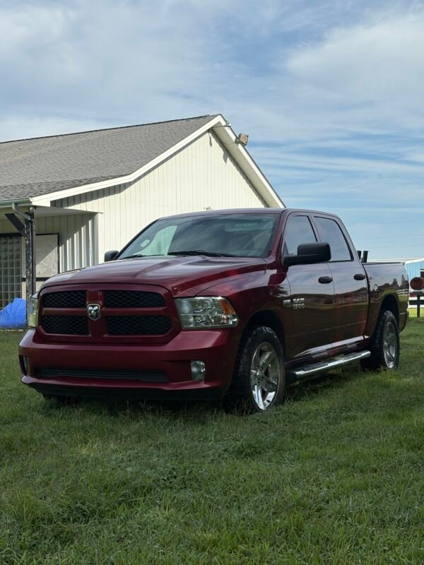 2014 Dodge RAM 1500 | 108mil millas