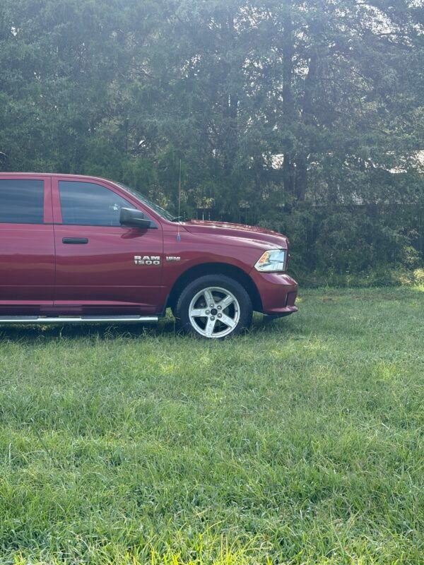 2014 Dodge RAM 1500 | 108mil millas