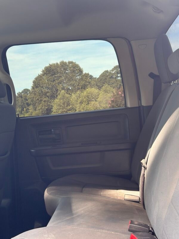 2014 Dodge RAM 1500 | 108mil millas