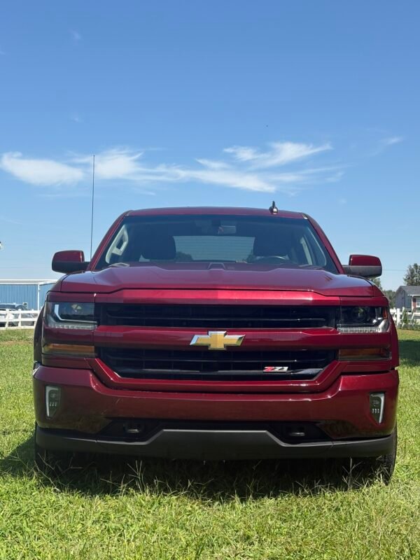 2017 Chevrolet Silverado LT | 116mil millas