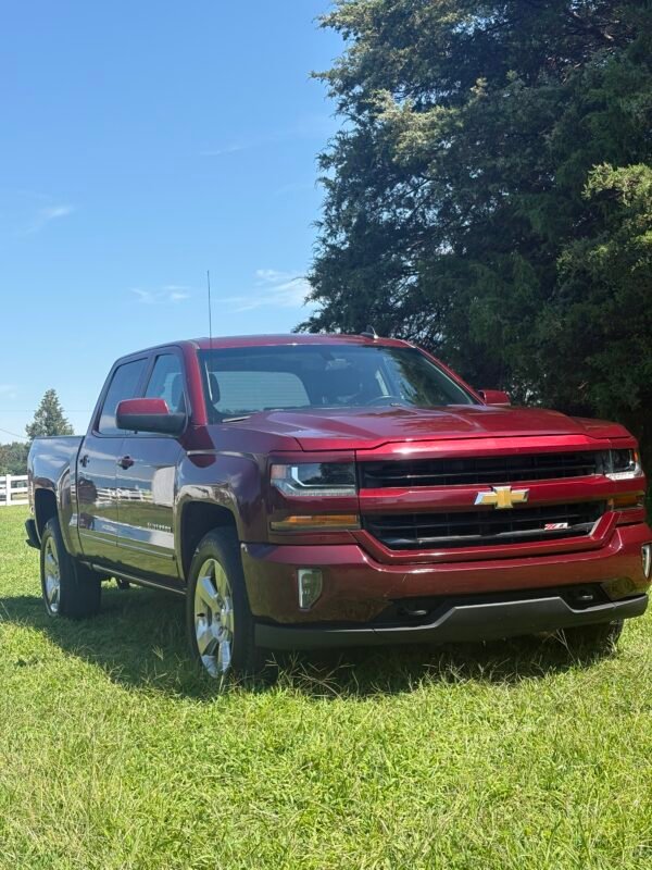 2017 Chevrolet Silverado LT | 116mil millas