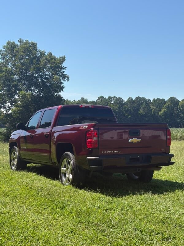 2017 Chevrolet Silverado LT | 116mil millas