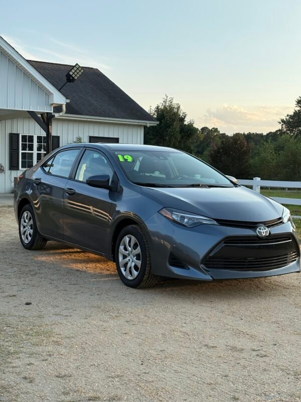2019 Toyota Corolla | 63mil millas