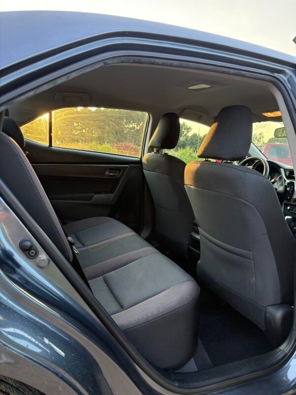 2019 Toyota Corolla | 63mil millas