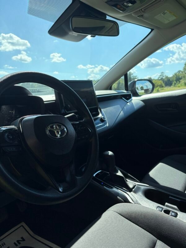 2023 Toyota Corolla | 43mil millas
