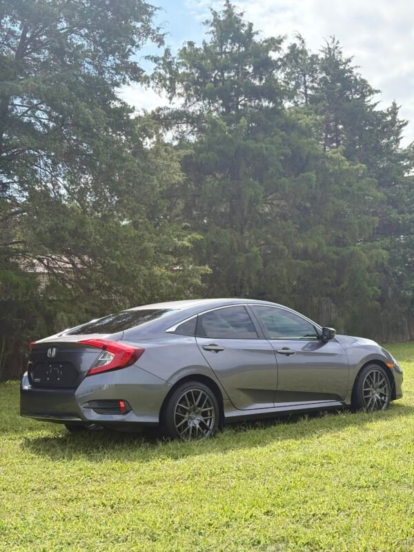 2020 Honda Civic LX | 81mil millas