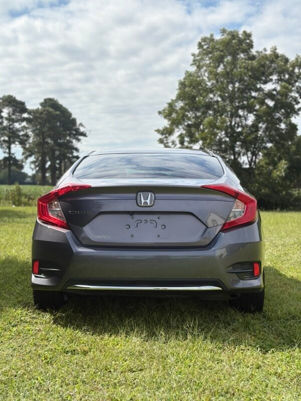 2020 Honda Civic LX | 81mil millas