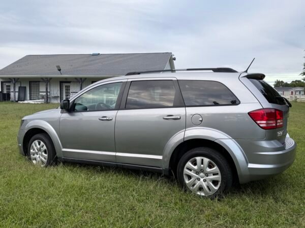 2017 DODGE JOURNEY SE