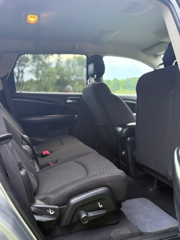 2017 DODGE JOURNEY SE