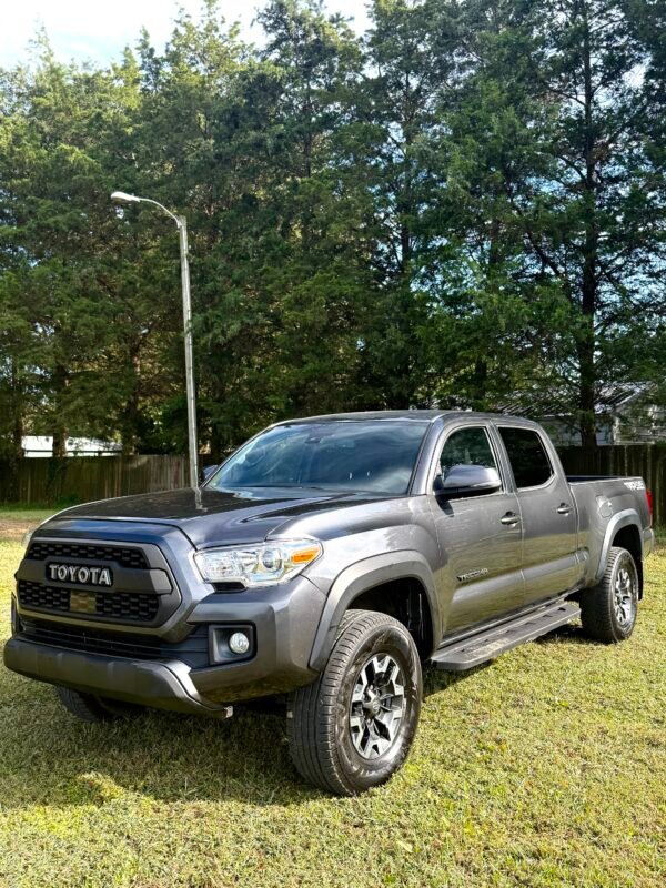 2018 TOYOTA TACOMA DOUBLE-CAB - TRD OFF-ROAD PICKUP