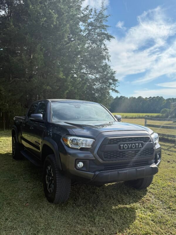 2018 TOYOTA TACOMA DOUBLE-CAB - TRD OFF-ROAD PICKUP