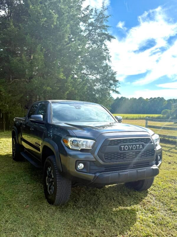2018 TOYOTA TACOMA DOUBLE-CAB - TRD OFF-ROAD PICKUP