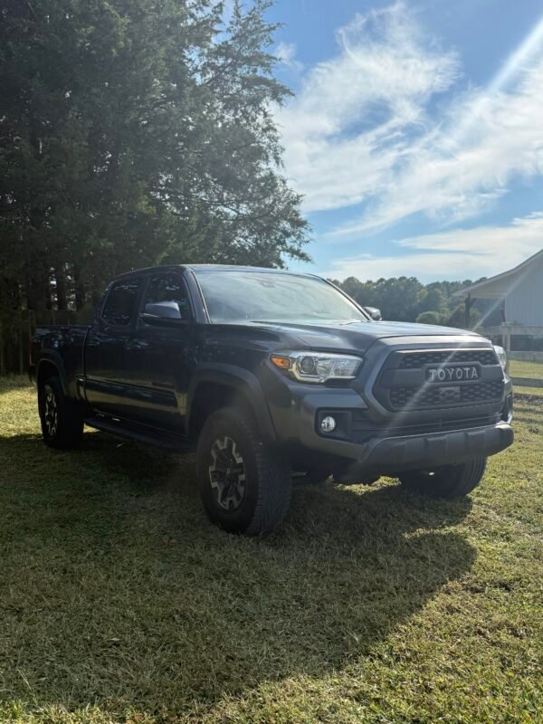 2018 TOYOTA TACOMA DOUBLE-CAB - TRD OFF-ROAD PICKUP
