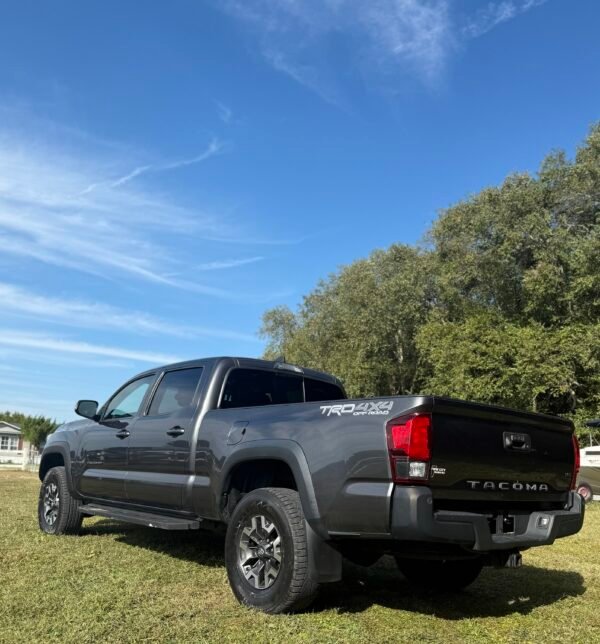 2018 TOYOTA TACOMA DOUBLE-CAB - TRD OFF-ROAD PICKUP