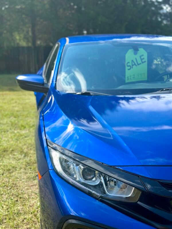 2017 Honda Civic LX Sedan  |. 96mil millas