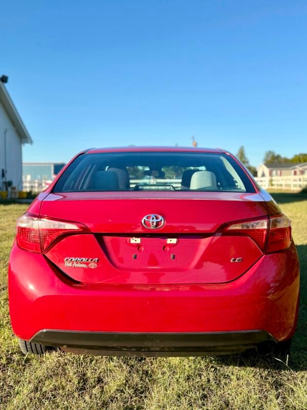 2017 TOYOTA COROLLA LE