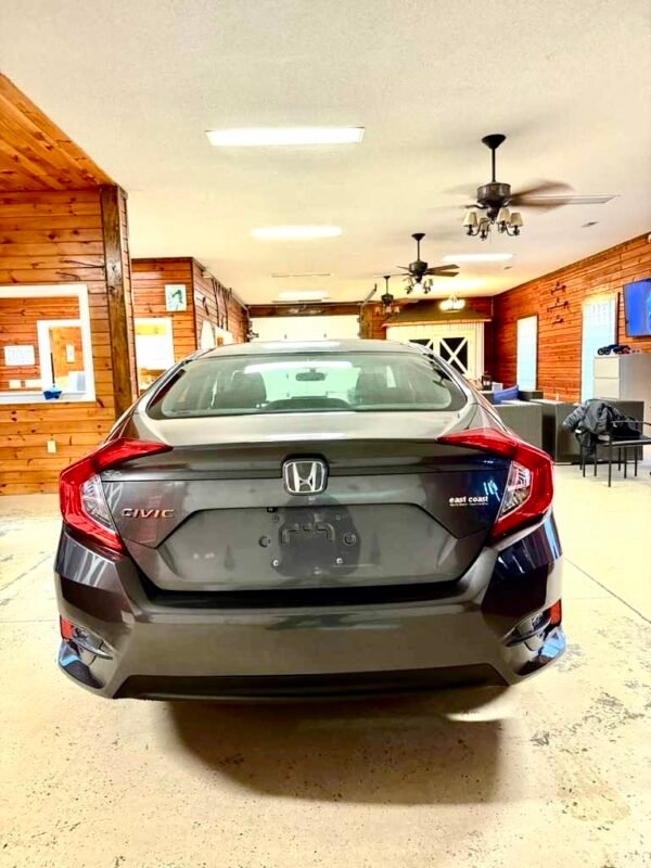 2017 HONDA CIVIC EX 45,000 MILLAS