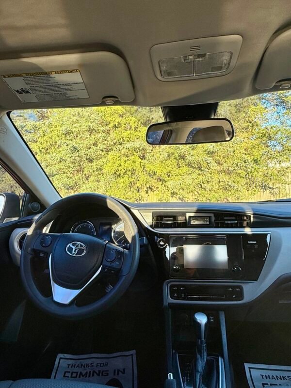 2017 TOYOTA COROLLA LE