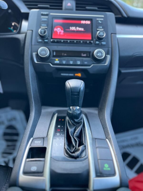 2020 HONDA CIVIC LX  | 140 MIL MILLAS
