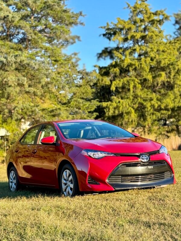 2017 TOYOTA COROLLA LE
