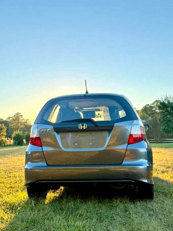 2013 HONDA FIT 55,000 mills