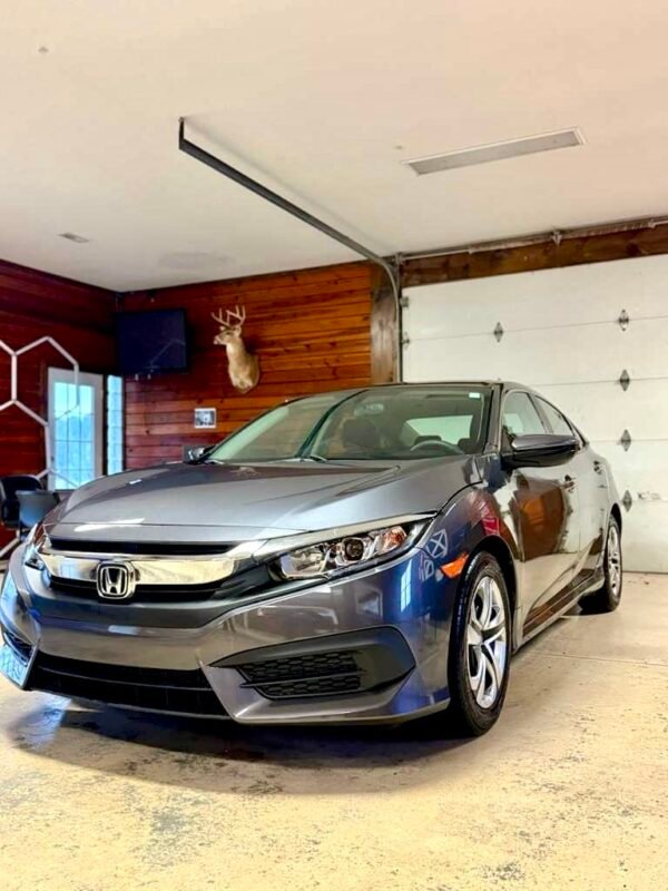 2017 HONDA CIVIC EX 45,000 MILLAS